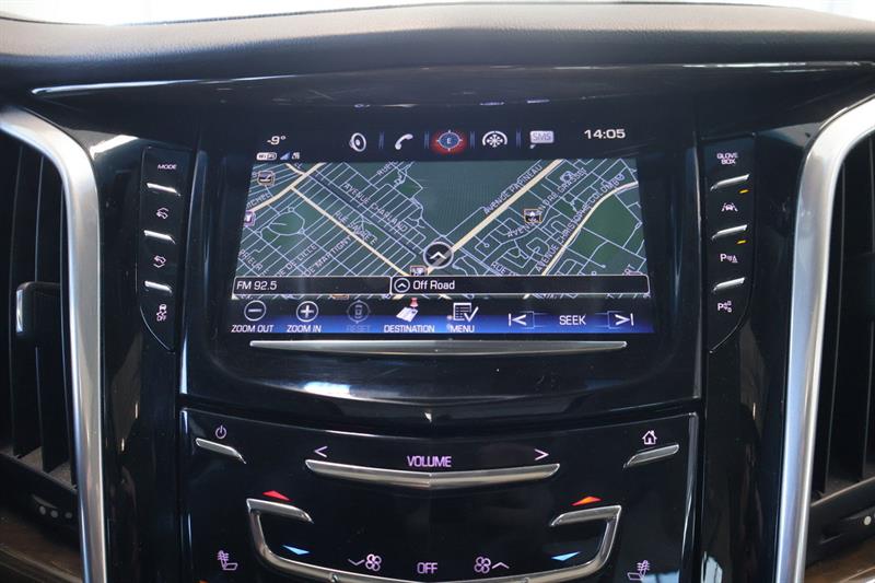 cadillac Escalade ESV 2018 - 17