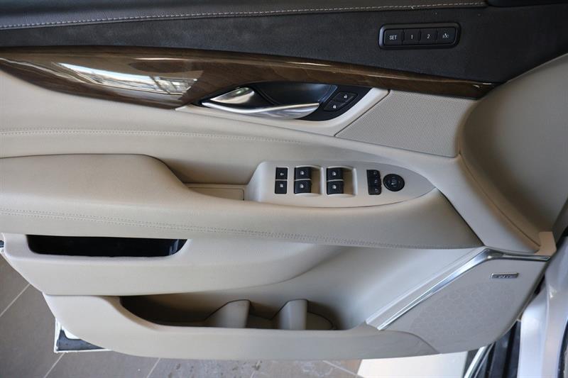 cadillac Escalade ESV 2018 - 20