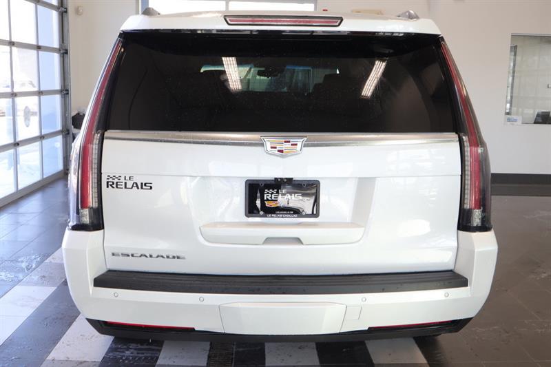 cadillac Escalade ESV 2018 - 24