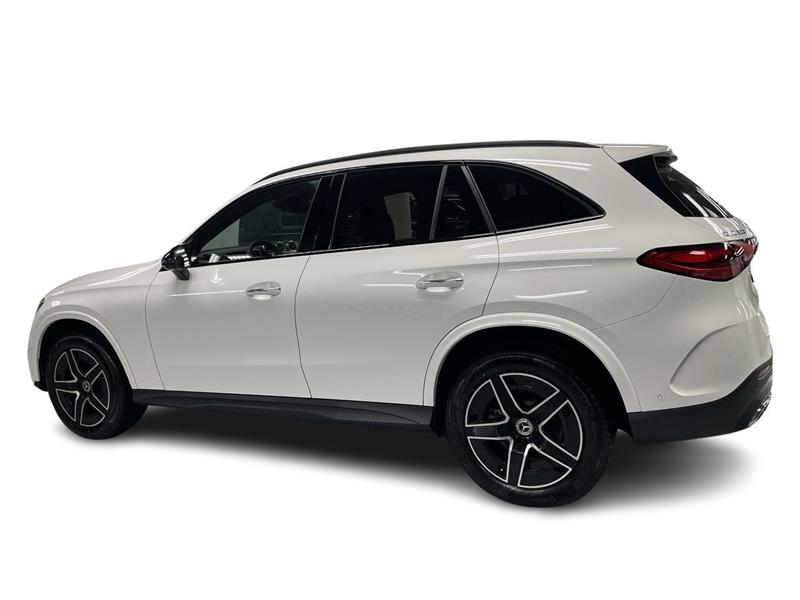 mercedes-benz GLC300 2023 - 7