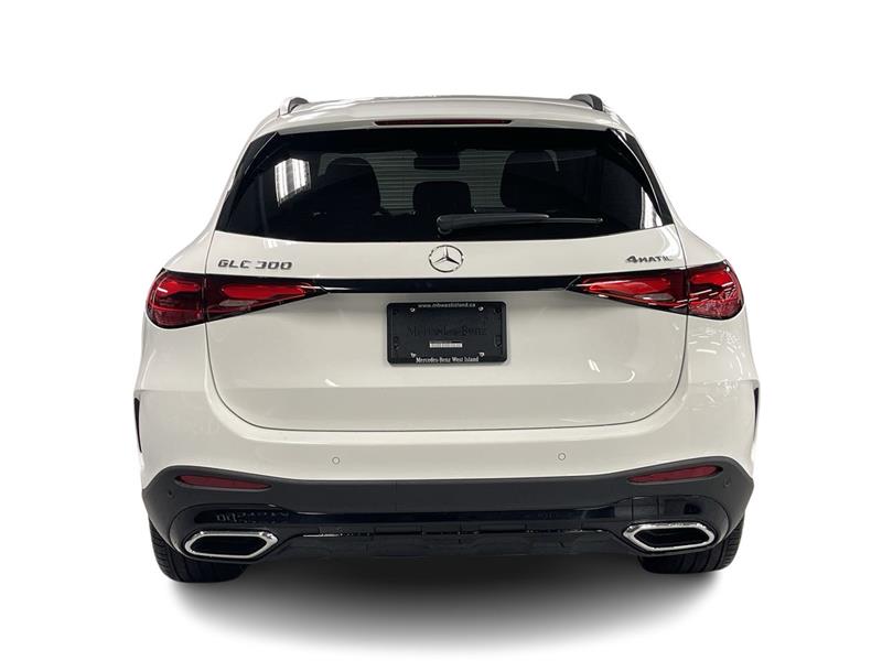 mercedes-benz GLC300 2023 - 10