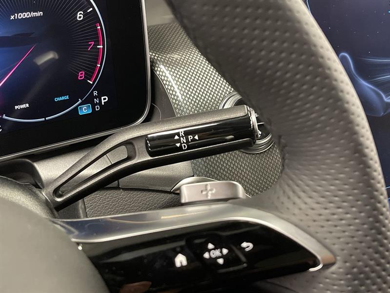 mercedes-benz GLC300 2023 - 27
