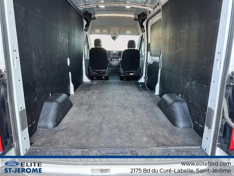 ford Transit fourgon utilitaire 2023 - 11