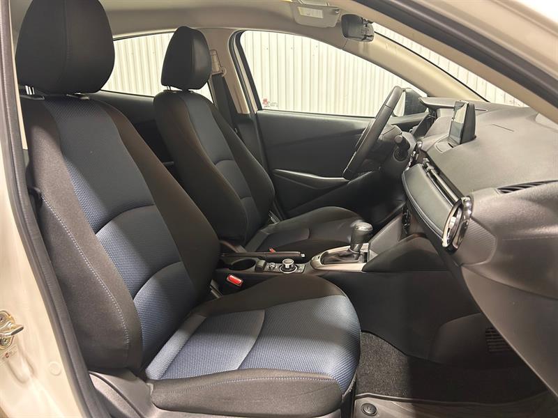 2020 Toyota Yaris - Image 19