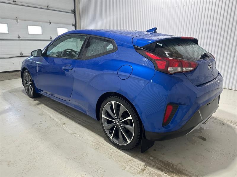 2019 Hyundai Veloster - Image 11