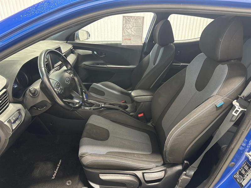 2019 Hyundai Veloster - Image 12