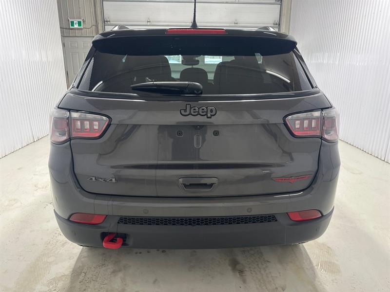 2024 Jeep Compass - Image 9