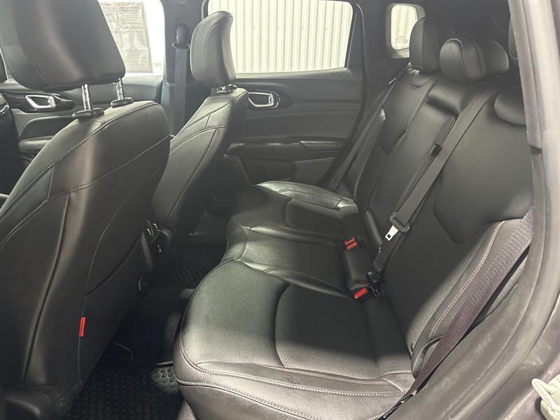 2024 Jeep Compass - Image 15