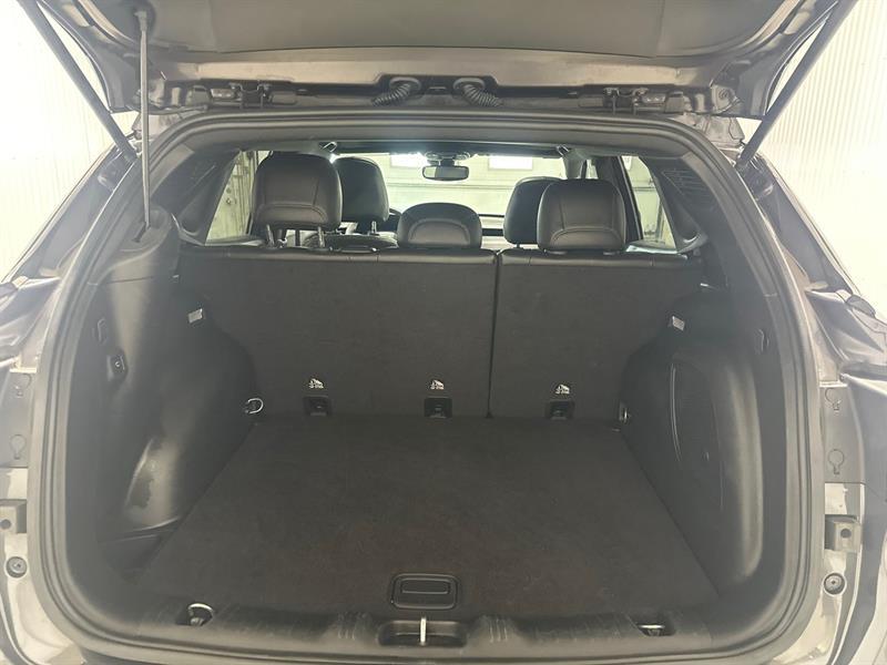 2024 Jeep Compass - Image 17