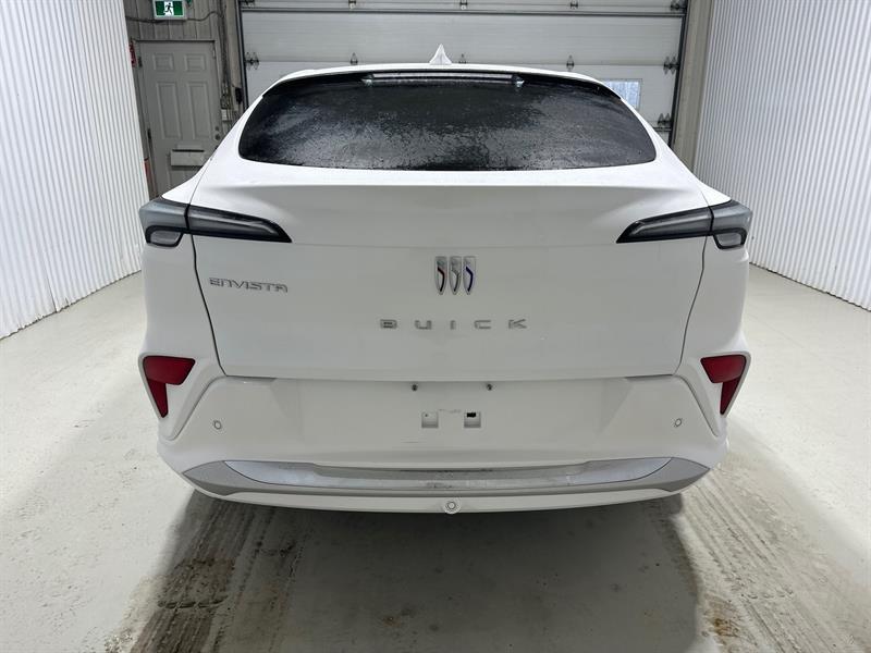 2025 Buick Envista - Image 9