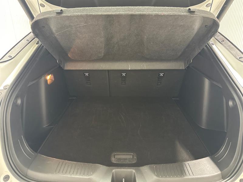 2025 Buick Envista - Image 16