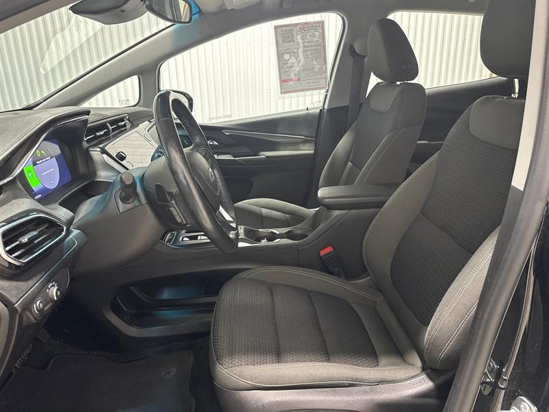 2023 Chevrolet Bolt - Image 12