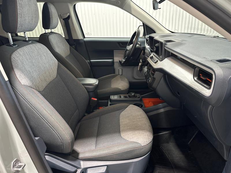 2022 Ford Maverick - Image 18