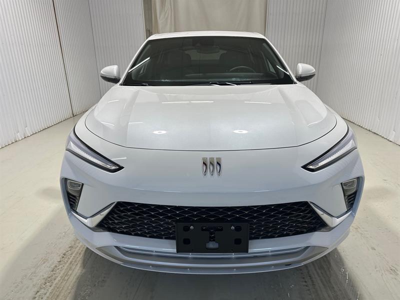 2025 Buick Envista - Image 3