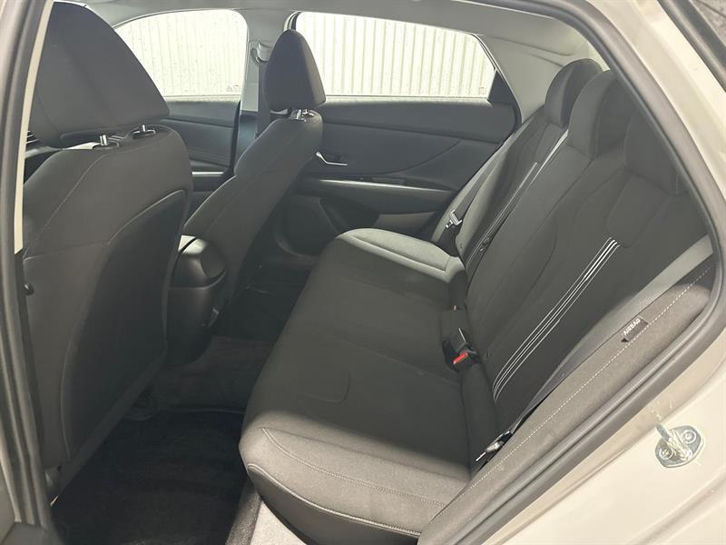 2024 Hyundai Elantra - Image 13