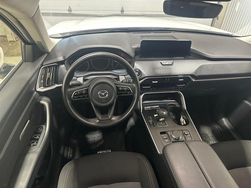 2024 Mazda CX-90 - Image 16