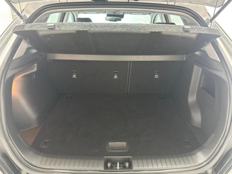 2022 Hyundai Kona - Image 16