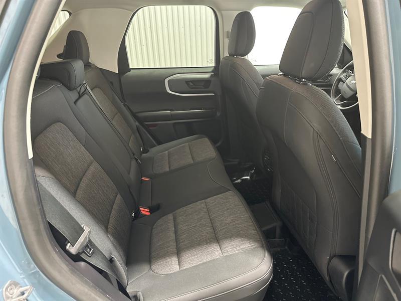 2023 Ford Bronco - Image 18