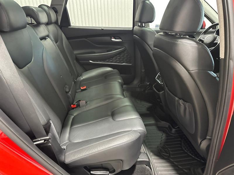 2020 Hyundai Santa Fe - Image 17