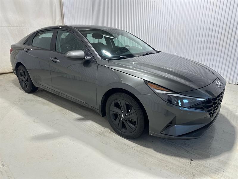 2023 Hyundai Elantra - Image 5