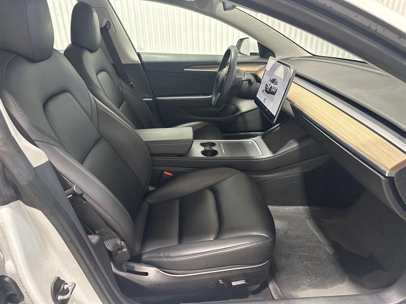 2022 Tesla Model 3 - Image 18