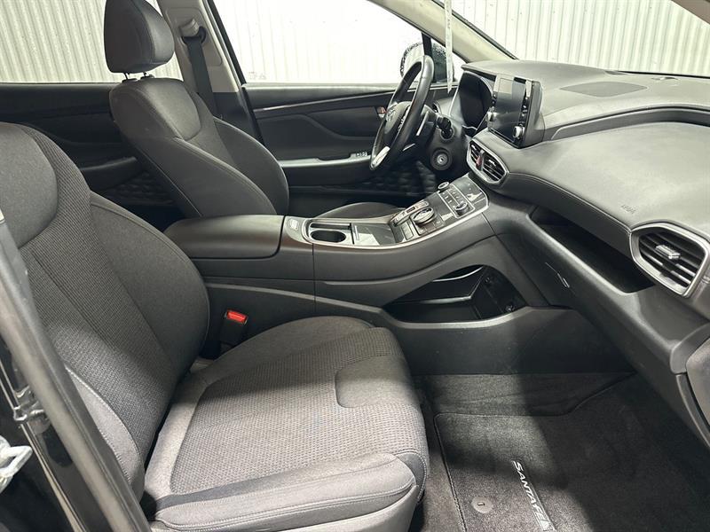 2022 Hyundai Santa Fe - Image 17