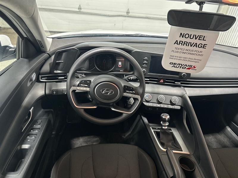 2021 Hyundai Elantra - Image 14