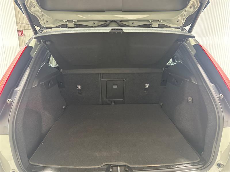 2023 Volvo C40 - Image 16