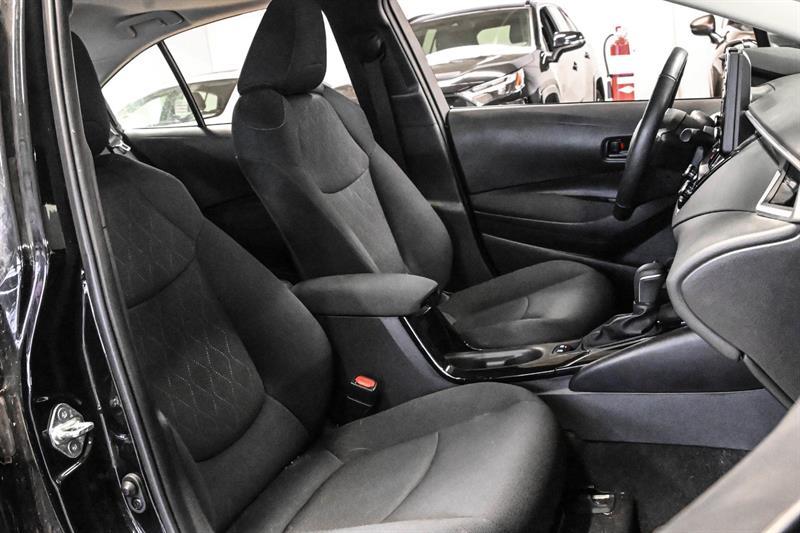 2022 Toyota Corolla - Image 19