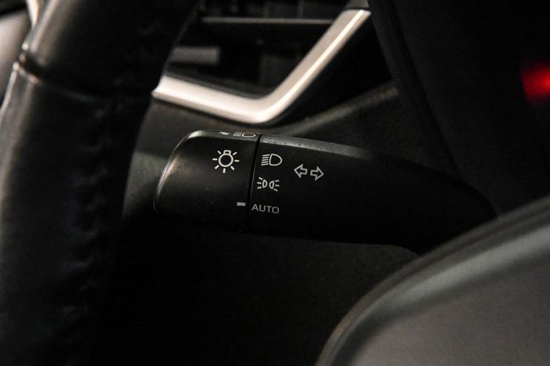 2022 Toyota Corolla - Image 25