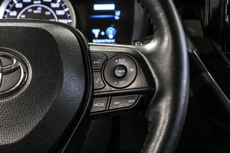 2022 Toyota Corolla - Image 28