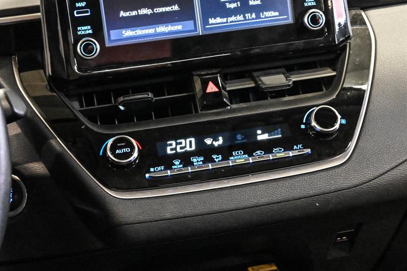 2022 Toyota Corolla - Image 32