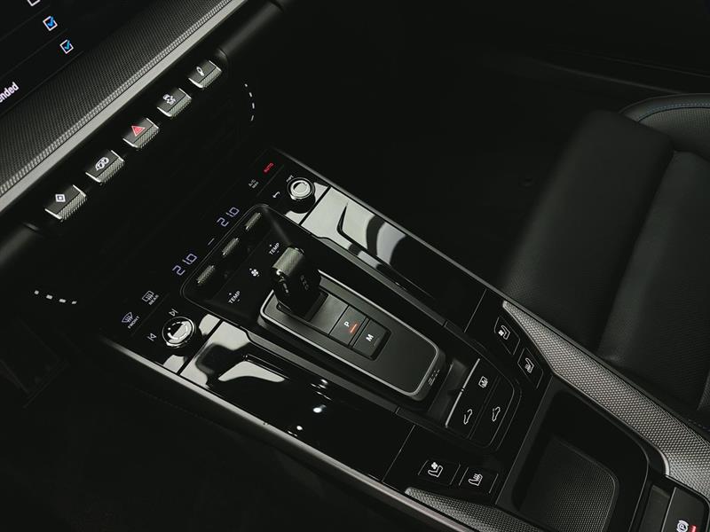porsche 911 2025 - 22