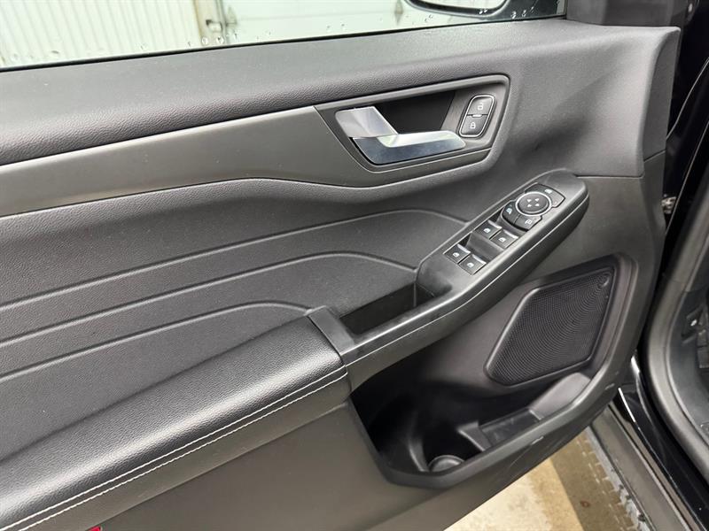 2024 Ford Escape - Image 18