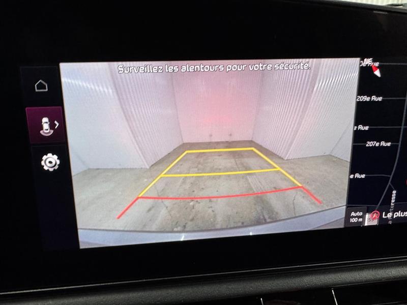 2023 Kia Niro - Image 13