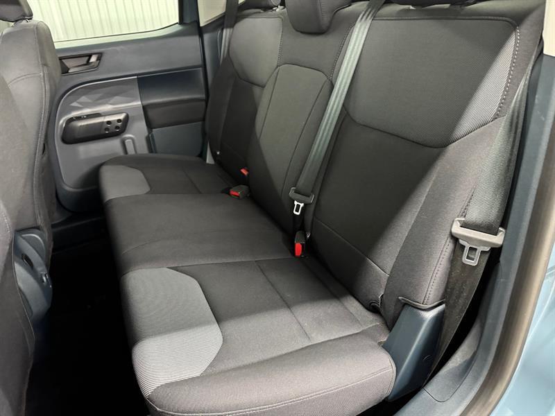 2022 Ford Maverick - Image 19