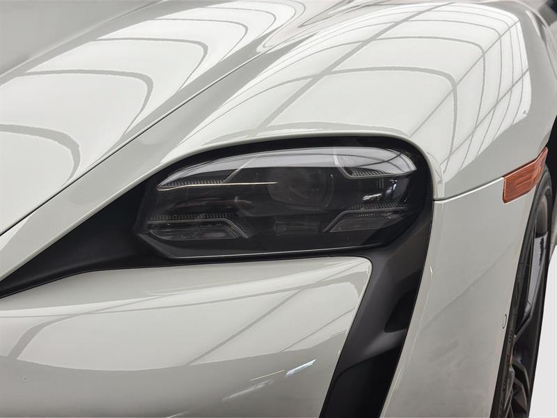 porsche Taycan 2023 - 9