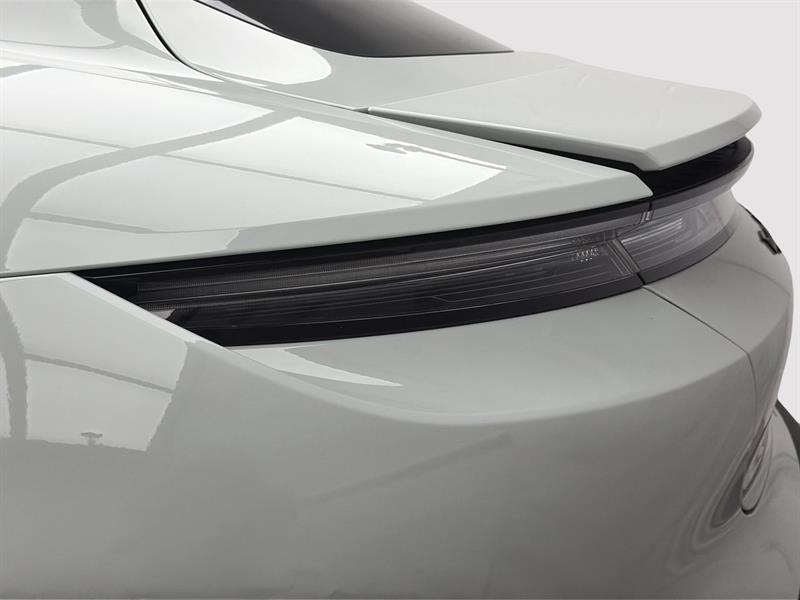 porsche Taycan 2023 - 10