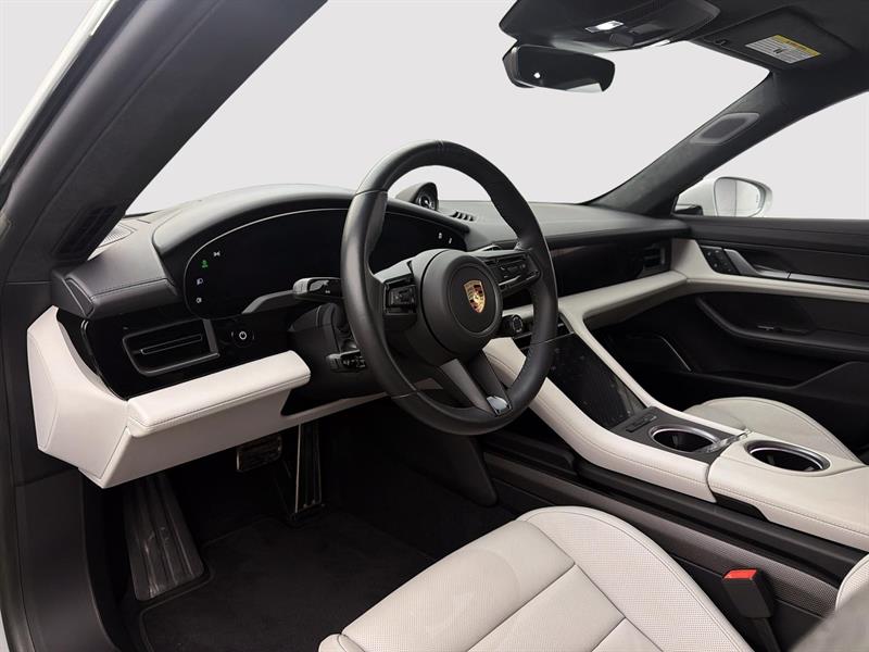 porsche Taycan 2023 - 13