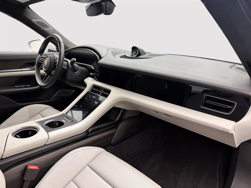 porsche Taycan 2023 - 22
