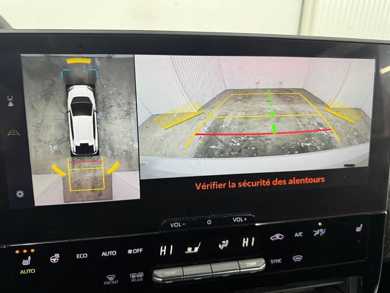 2023 Subaru Solterra - Image 19