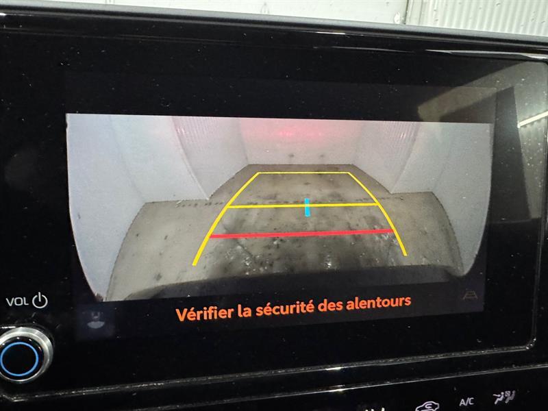 2023 Subaru Solterra - Image 10