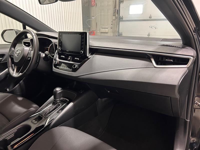 2022 Toyota Corolla - Image 19