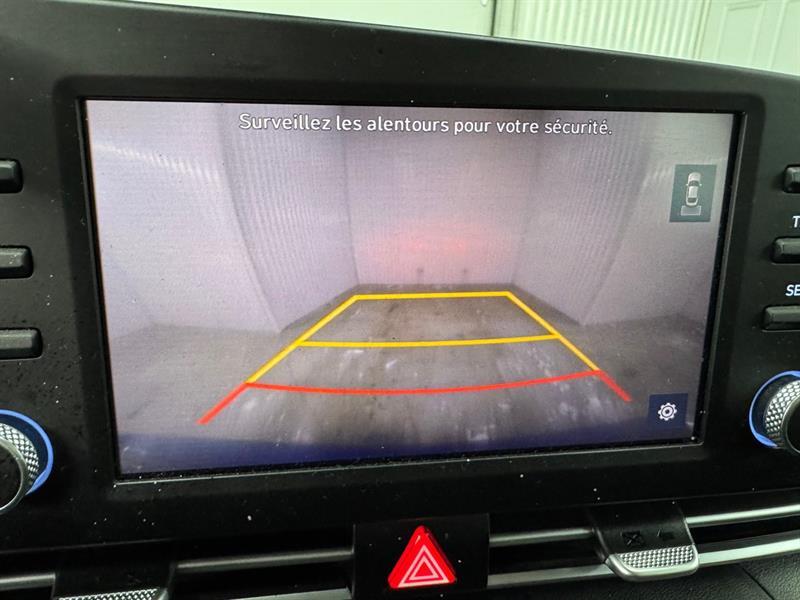 2023 Hyundai Elantra - Image 13