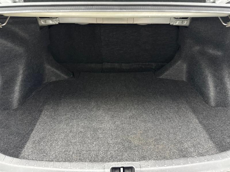 2018 Toyota Corolla - Image 17