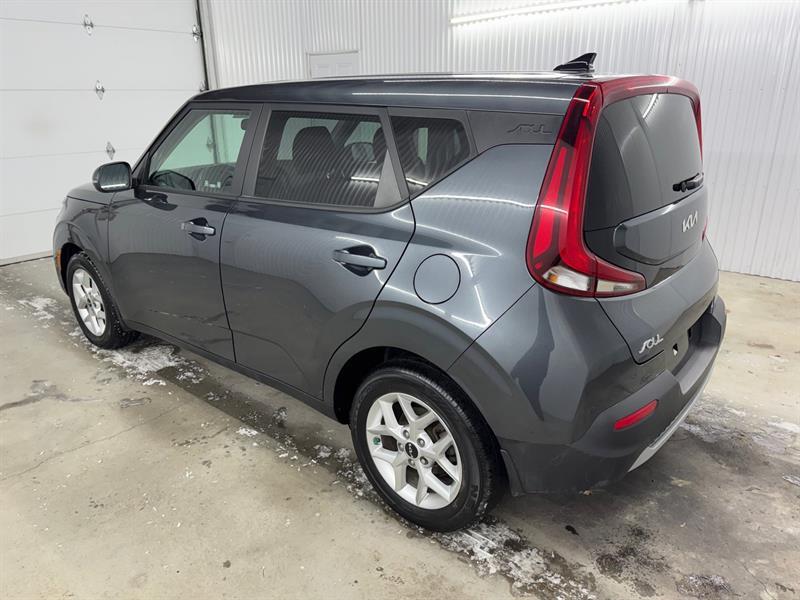 2022 Kia Soul - Image 8