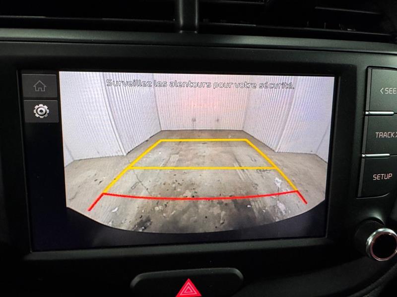 2022 Kia Soul - Image 11