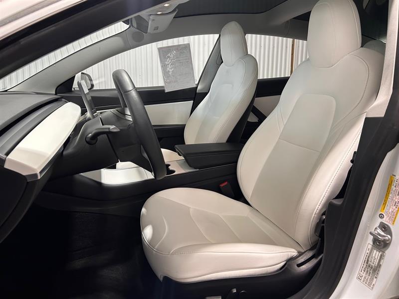 2020 Tesla Model 3 - Image 13