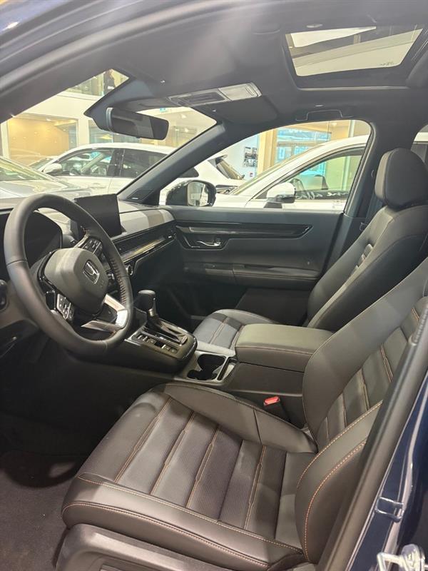 2026 Honda CR-V - Image 6