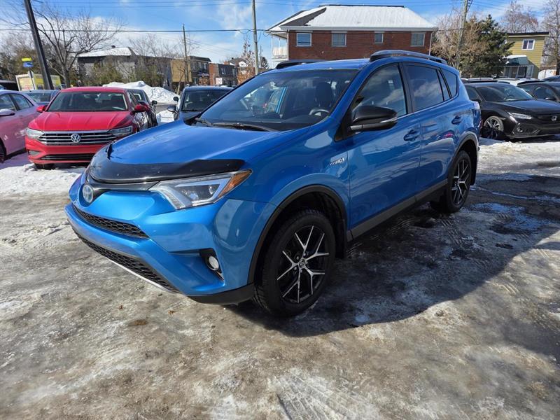 2017 Toyota RAV4 - Image 3